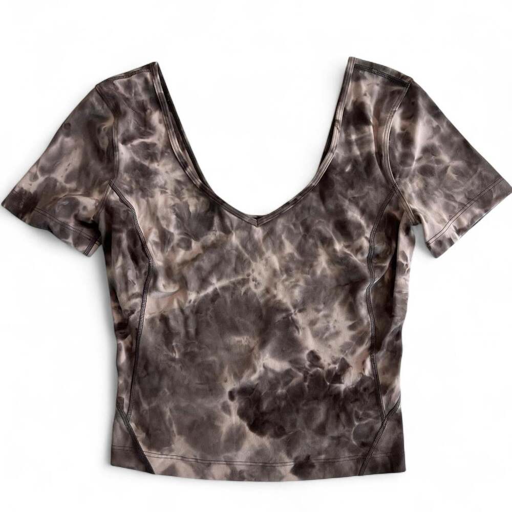Lululemon Women's T-shirt